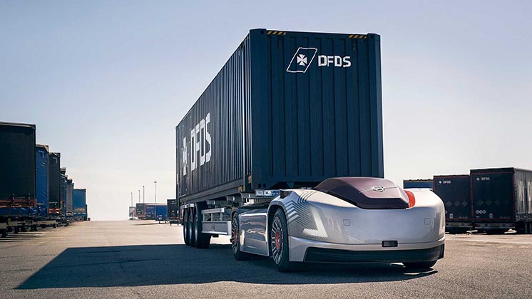 Безпілотна вантажівка Volvo приступив до роботи у шведському порту