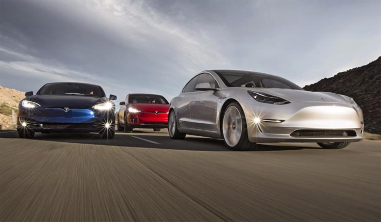 Ілон Маск: «Скоро ми перестанемо продавати Tesla приватним клієнтам»