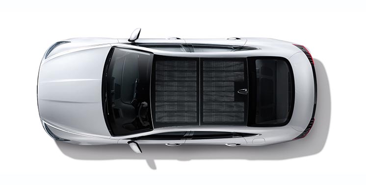 Hyundai представила гібридний автомобіль з сонячними батареями на даху Hyundai представила гібридний автомобіль з сонячними батареями на даху