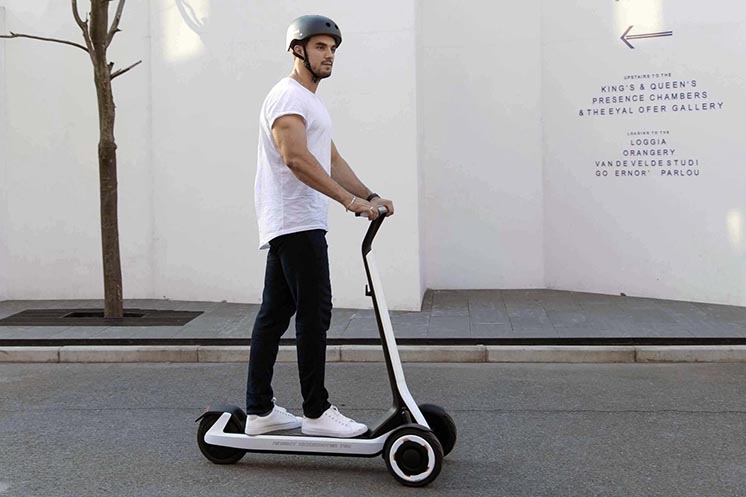 Електросамокат Segway оснастили штучним інтелектом Електросамокат Segway оснастили штучним інтелектом