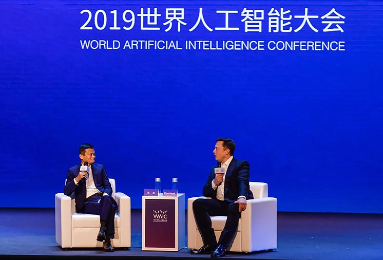 Керівник Alibaba Джек Ма та глава SpaceX Ілон Маск на конференції в Шанхаї World Artificial Intelligence Керівник Alibaba Джек Ма та глава SpaceX Ілон Маск на конференції в Шанхаї World Artificial Intelligence