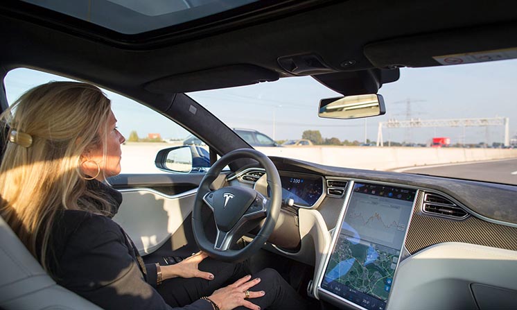 Tesla зробила важливу покупку, яка прискорить появу парку роботаксі