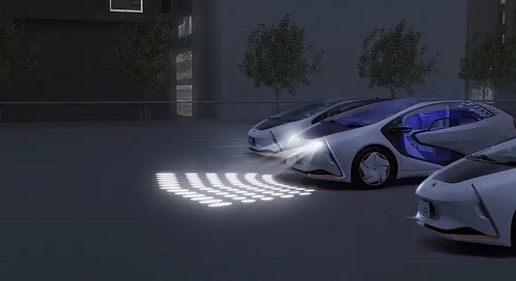 Toyota розробила розумний електрокар LQ Toyota розробила розумний електрокар LQ