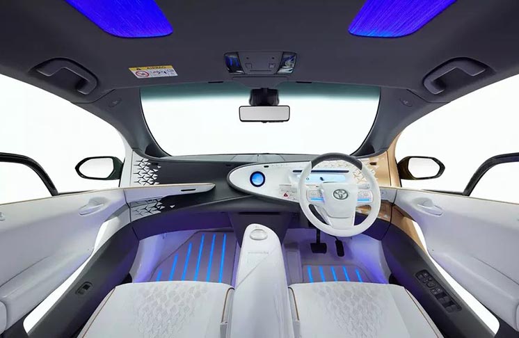 Toyota розробила розумний електрокар LQ Toyota розробила розумний електрокар LQ
