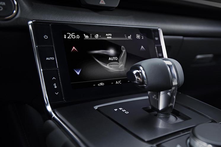На Токійському автосалоні Mazda презентувала свій перший електромобіль MX-30 На Токійському автосалоні Mazda презентувала свій перший електромобіль MX-30