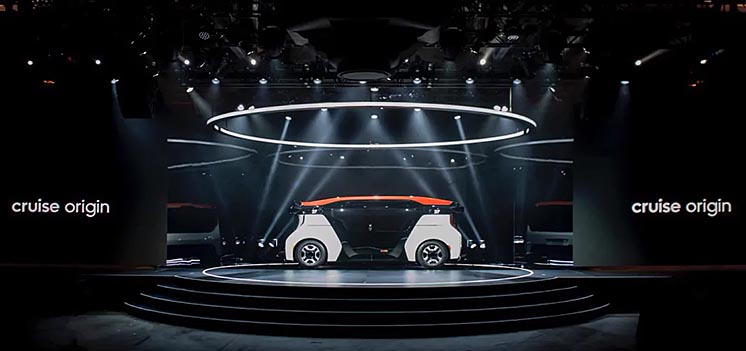 General Motors представив свій перший серійний безпілотний мікроавтобус General Motors представив свій перший серійний безпілотний мікроавтобус