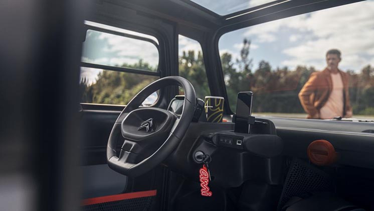 Citroën Ami - крихітний міський електрокар, яким можна керувати без водійських прав Citroën Ami - крихітний міський електрокар, яким можна керувати без водійських прав