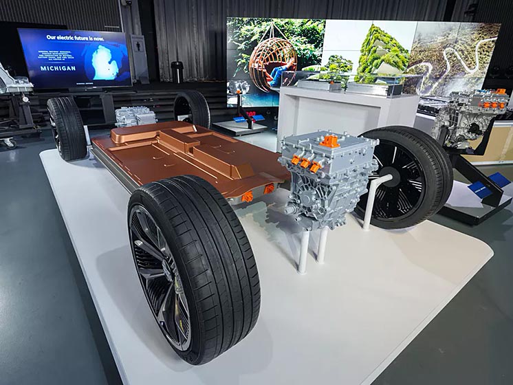 General Motors представила універсальну платформу для електромобілів General Motors представила універсальну платформу для електромобілів